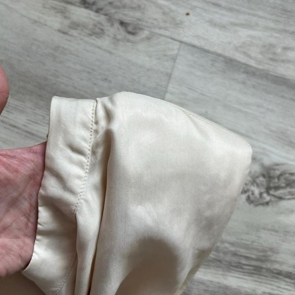 DISSH Cream Sleeveless Tie-Back Top - Picture 4 of 7